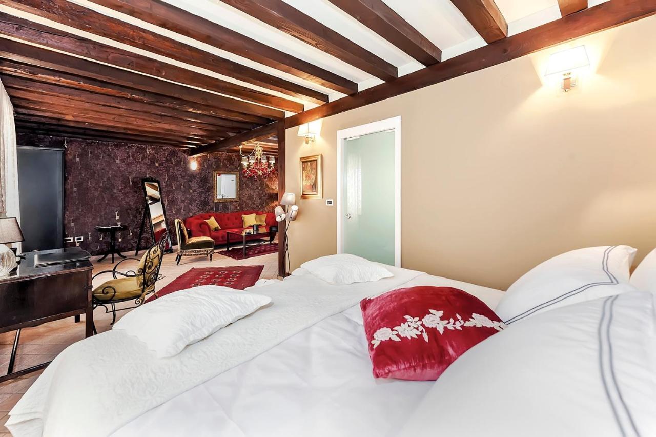 Luxury Villa Orh Ровин Екстериор снимка